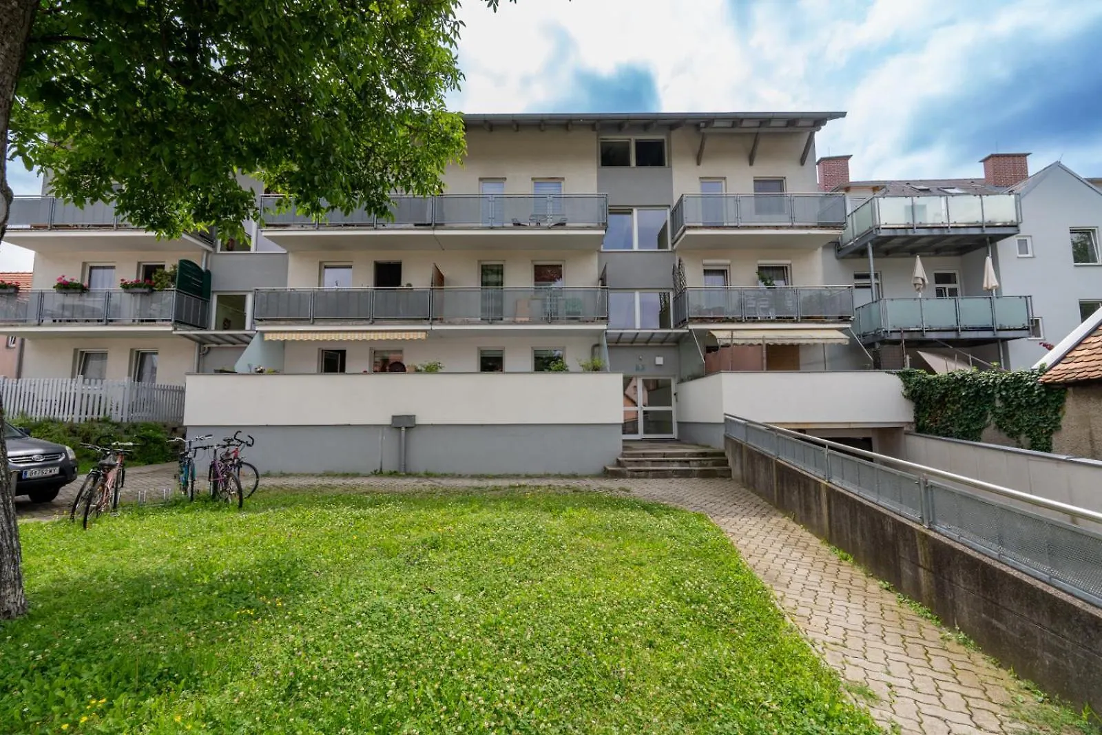 Sonniges Apartment Mit Balkon Graz 0*,  Austria