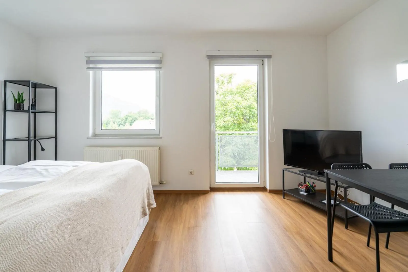 Sonniges Apartment Mit Balkon Graz Austria